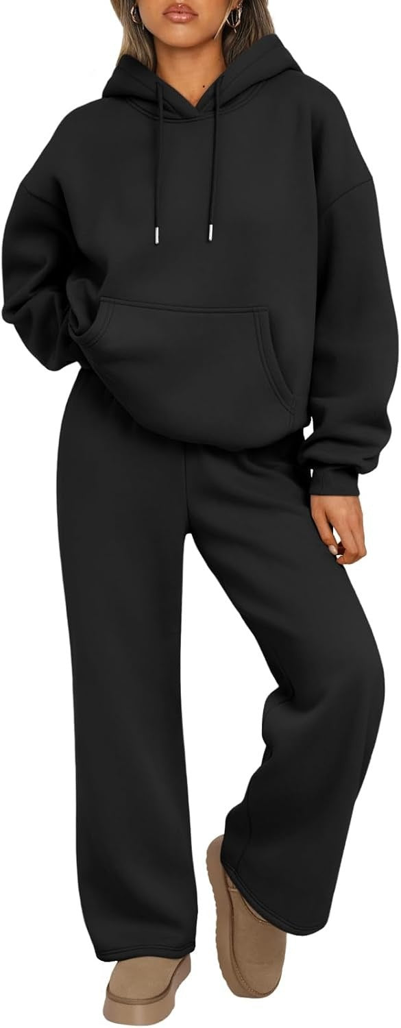 Soft, plush loungewear set designed for warmth and maximum comfort.