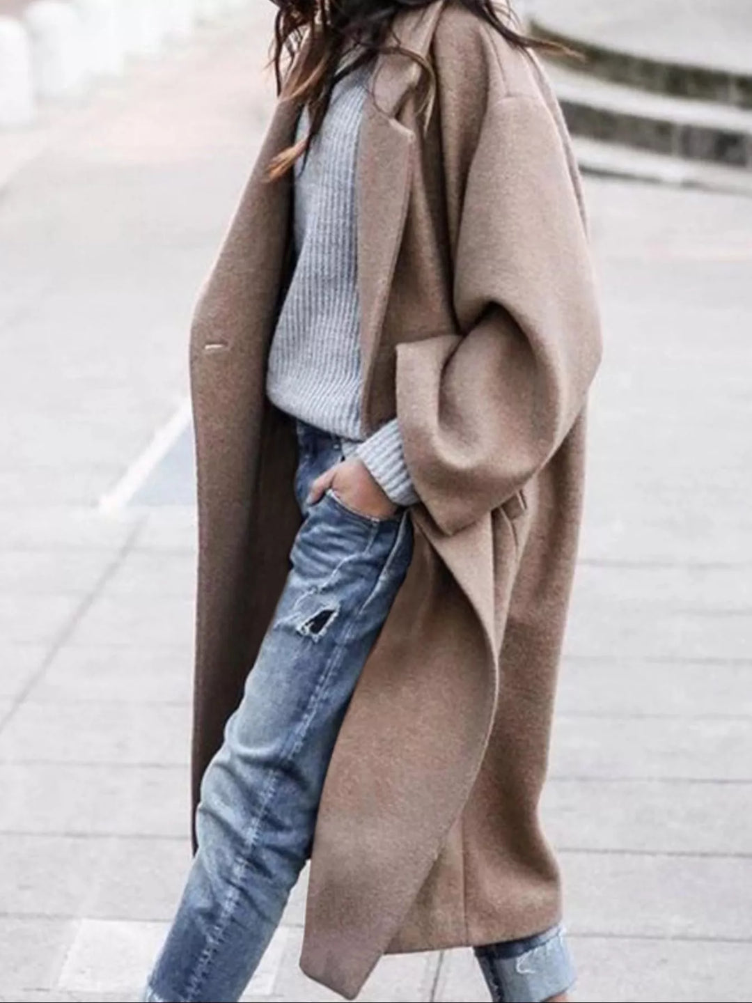 Women's oversized long winter coat in a relaxed fit for ultimate comfort and warmth.