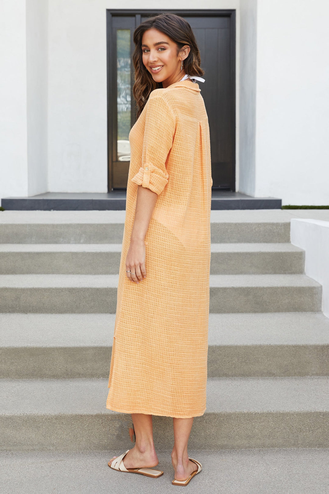 Effortless beach vibes with this women's maxi shirt dress