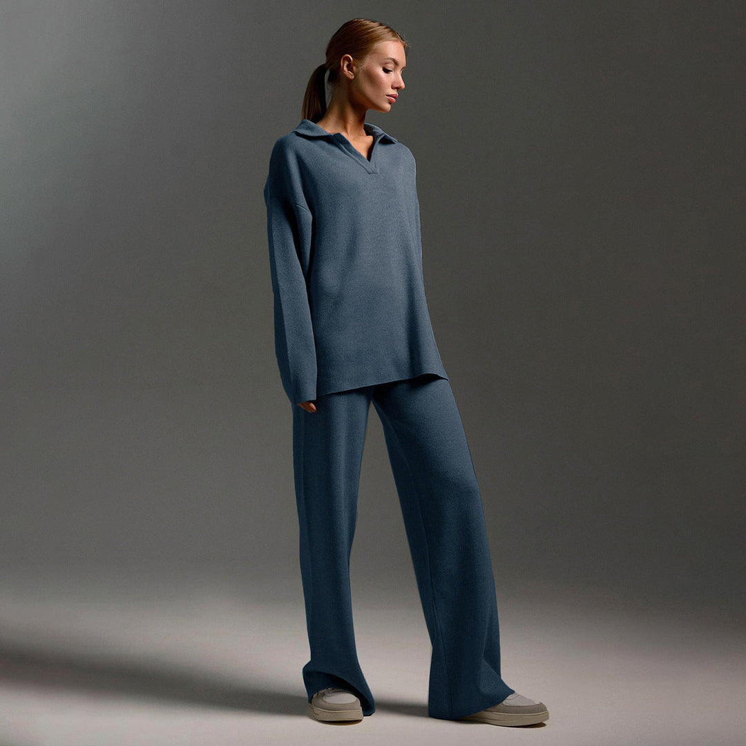 Relax in this women's comfortable two-piece oversized polo lounge set and wide leg trousers, perfect for casual wear.