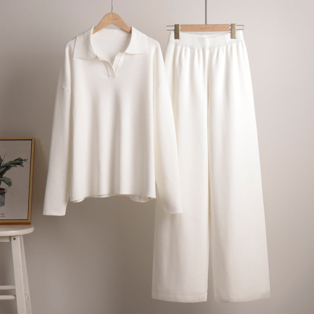 Stylish women's oversized polo top, part of a comfy loungewear set with wide leg trousers. Ideal relax wear.