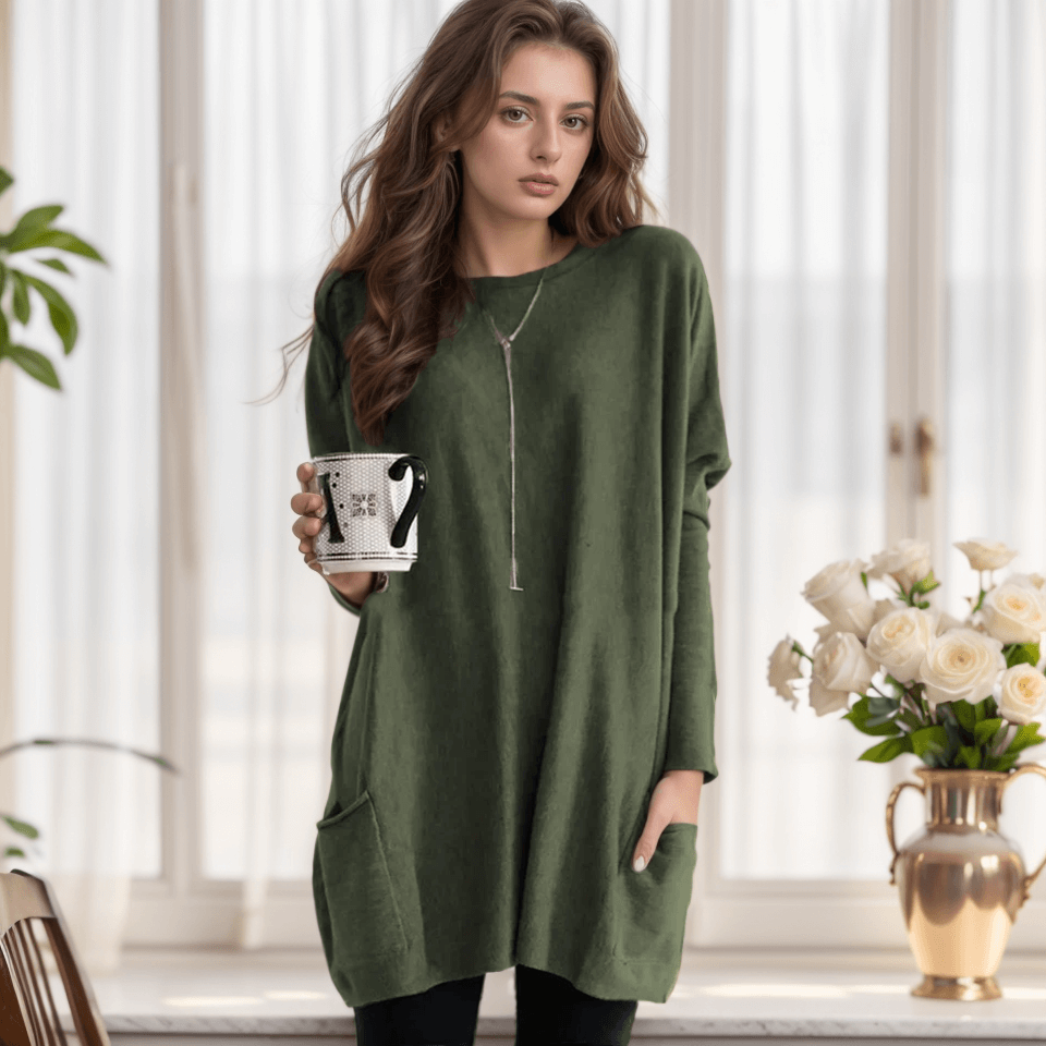 Women's oversized tunic sweater for ultimate comfort and relaxed everyday style.