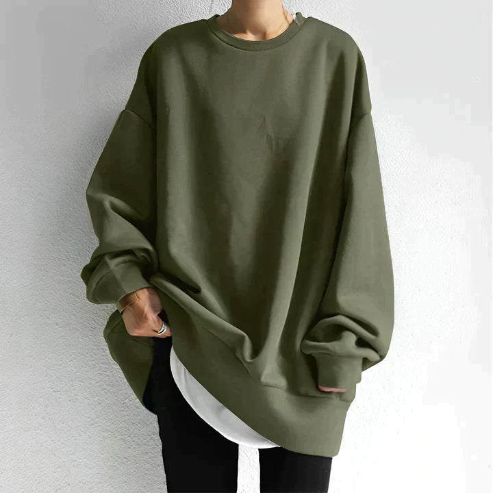 Cozy women's oversized tunic sweater with a relaxed fit & long sleeves. A comfortable crewneck top for cold weather.
