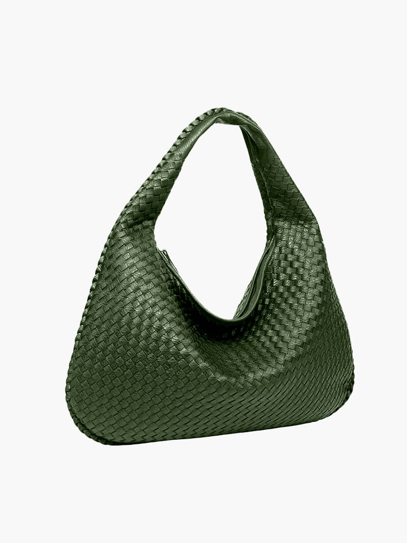 Casual oversized hobo bag for women, great for travel & large capacity.