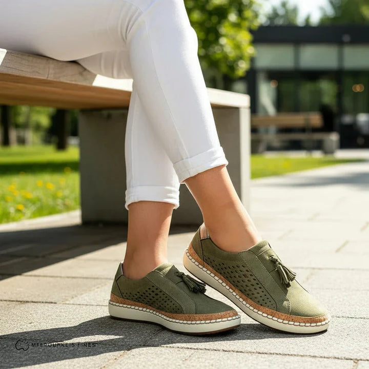 Stylish women's orthopedic sneakers in a slip-on design for easy wear.