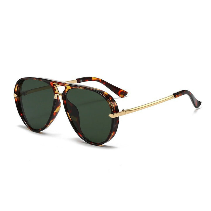 Premium women's pilot sunglasses with full UV protection, ideal for sunny outdoor activities.