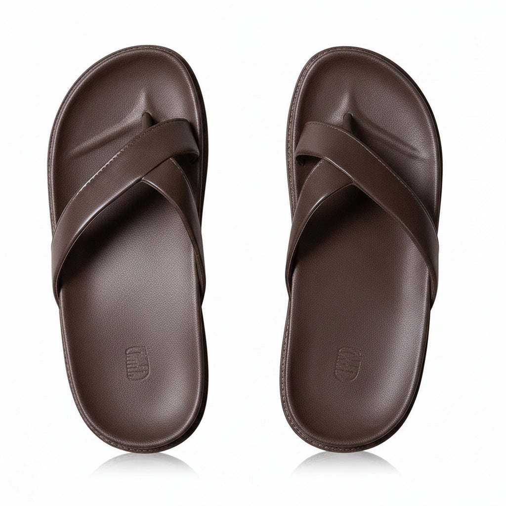 Women's platform slippers with crisscross straps. Effortless, stylish summer footwear.