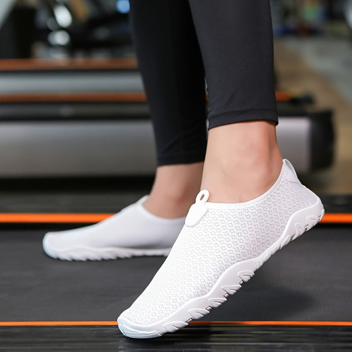 Women's quick-dry water shoes with breathable mesh for ultimate comfort