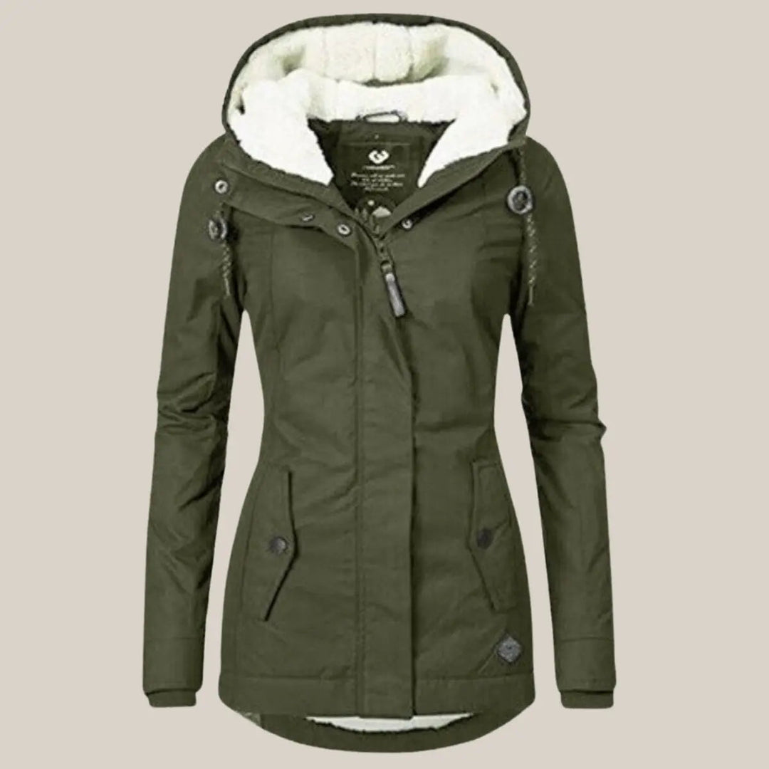 Women's warm quilted jacket with adjustable hood and practical deep pockets.