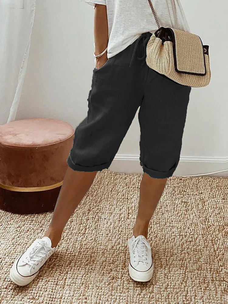 Everyday style women's relaxed cropped trousers, perfect for casual wear and comfortable warm weather outfits.