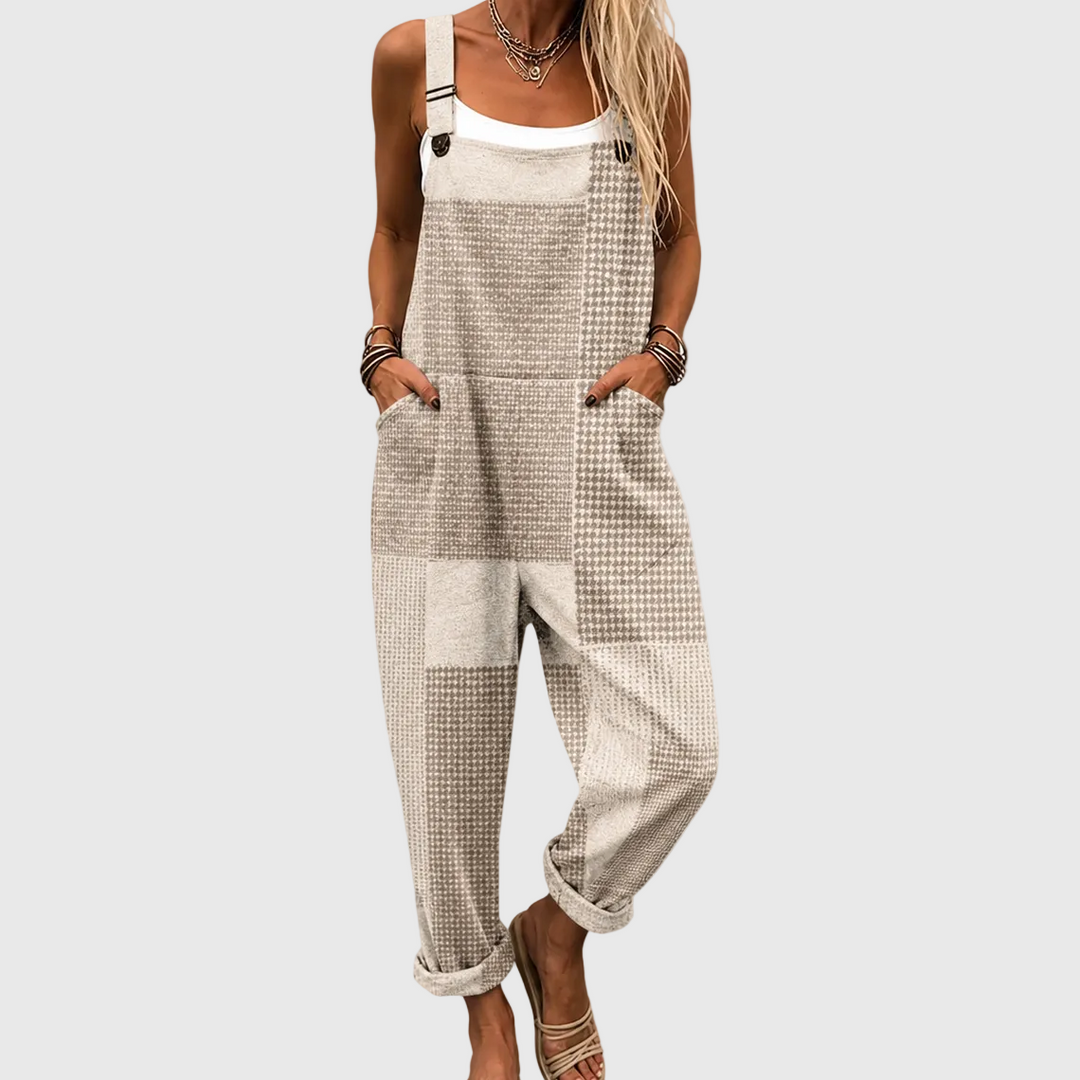 Women's relaxed fit farmhouse overalls, country chic casual jumpsuit with practical pockets, comfortable for spring/summer wear.