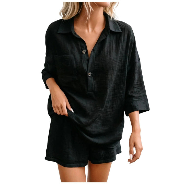 Effortless women's matching shirt & shorts set, a relaxed two-piece outfit for ultimate summer comfort.