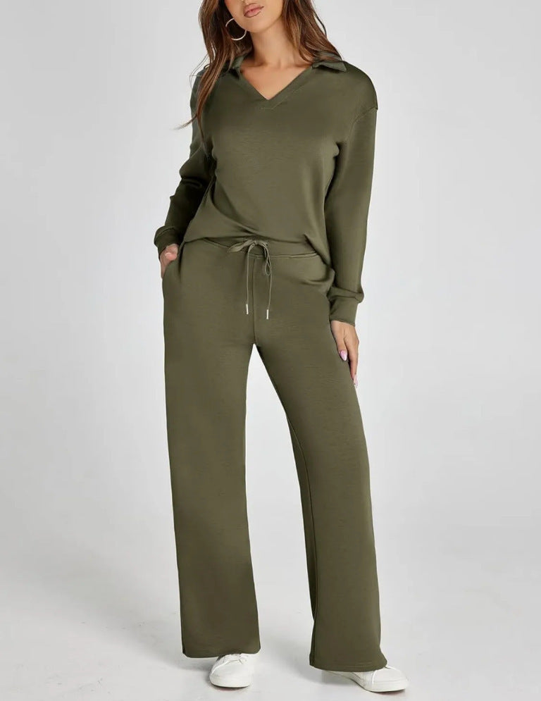 Women's comfortable wide leg lounge pants in a matching set. Relaxed fit ideal for sleepwear or travel.