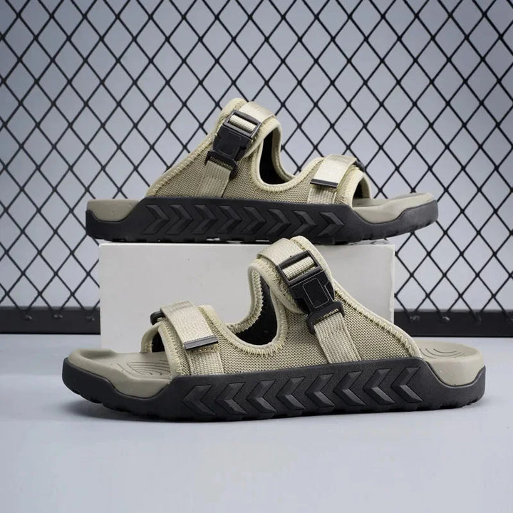 Stylish women's summer sandals, adjustable straps & secure buckle, durable lug sole for outdoor adventures.