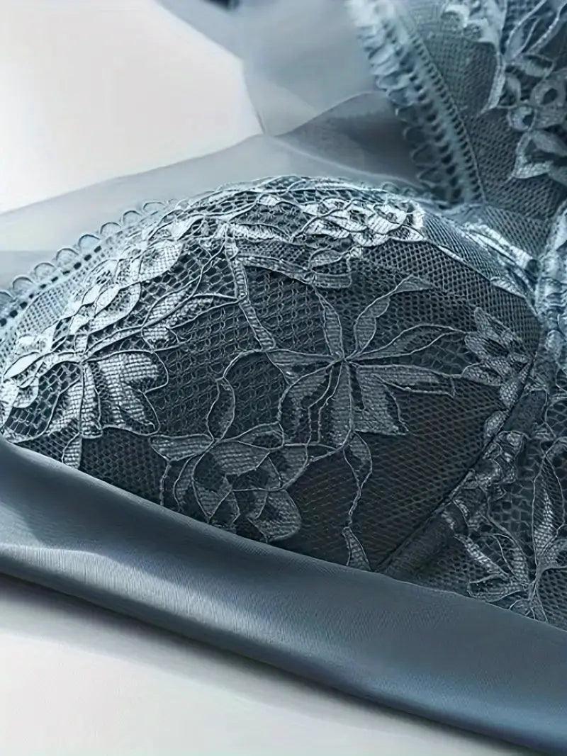 Everyday women's wire-free seamless full coverage bra, ideal for all-day comfort.