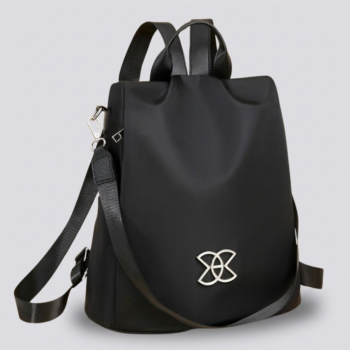 Durable women's anti-theft shoulder bag, featuring multiple secure pockets for an organized and safe journey.