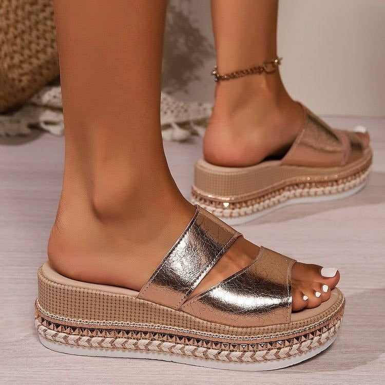 Elegant women's gold shiny platform sandals, designed for comfortable holiday shoes & summer versatility.