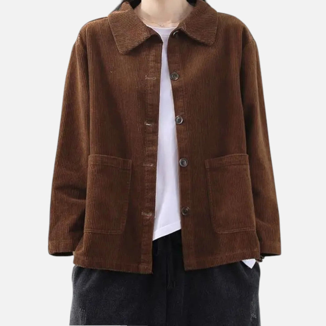 Women's short casual jacket in elegant design, versatile outerwear for everyday style.