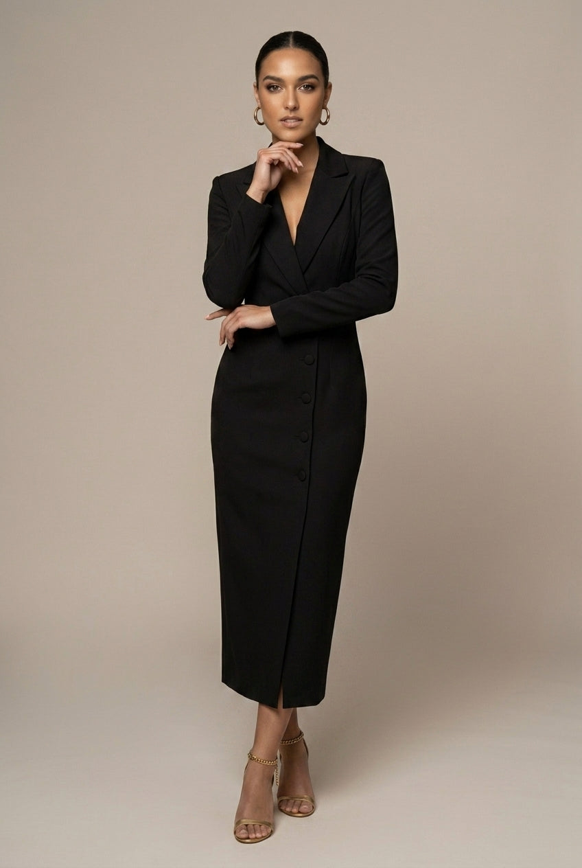 Versatile women's blazer dress. Chic single-breasted midi with notch lapel for work or elegant events.