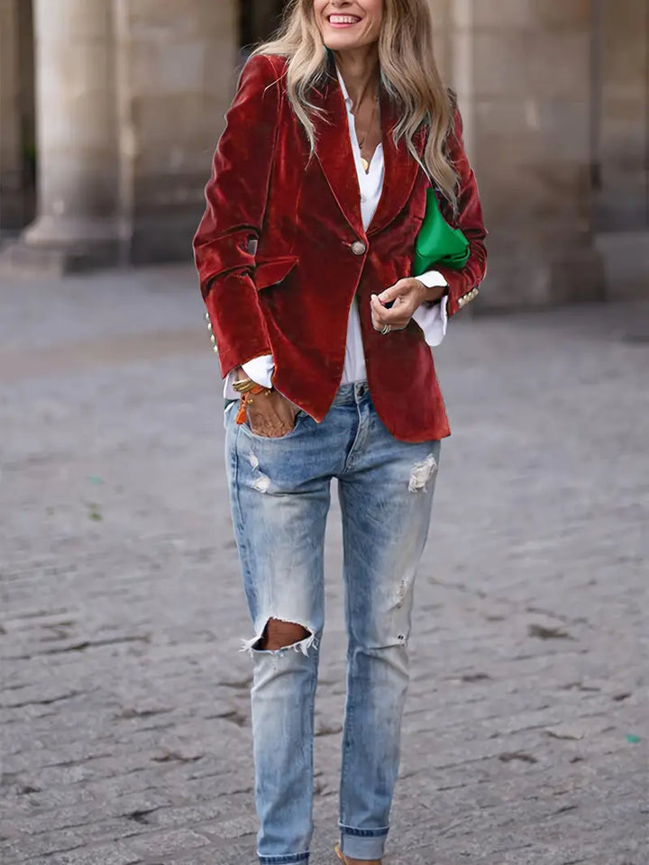 High-quality women's tailored blazer with a single button, for lasting professional style.
