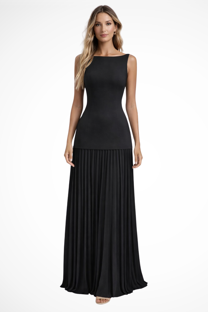 Elegant women's sleeveless maxi dress for wedding guests, featuring a boat neck & flowing pleated skirt.