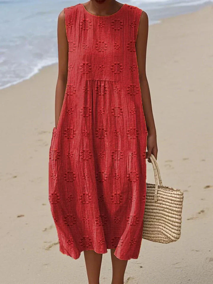 Lightweight sleeveless midi dress for women, with a round neck, perfect for breathable and casual summer comfort.