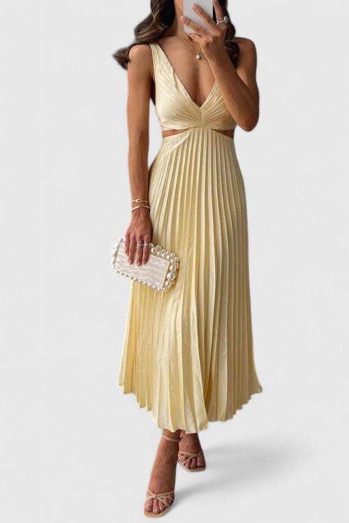 Women's sleeveless pleated wedding guest dress, elegant midi length. Perfect for formal parties & special occasions.