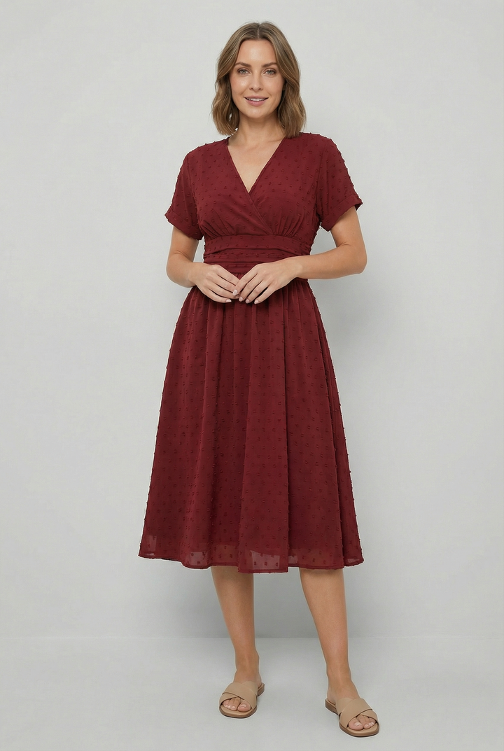 Party-ready midi dress for women, featuring a sleeveless V-neck