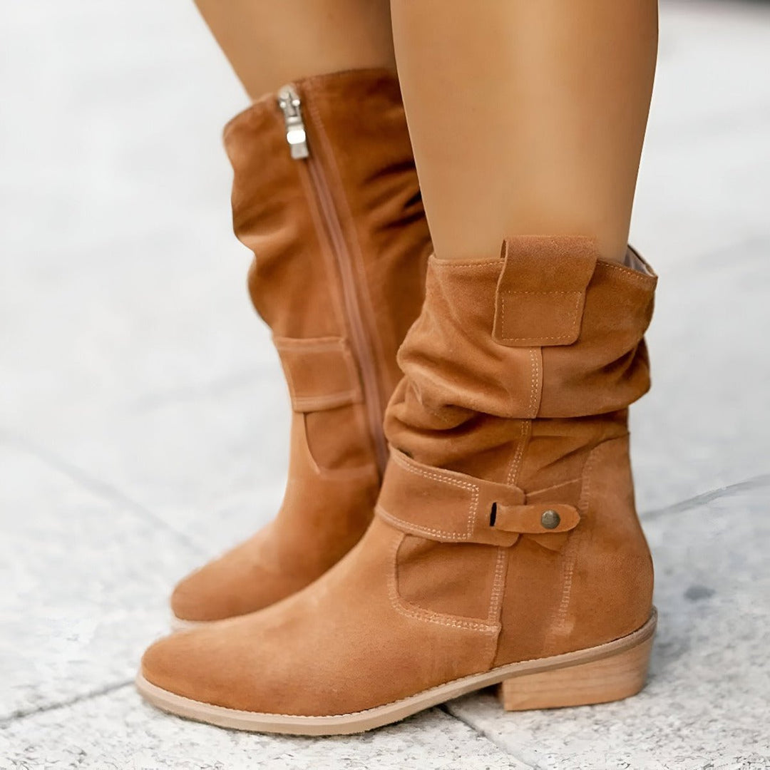 Stylish women's slouch boots with a comfortable block heel, ideal for winter fashion and everyday comfort.