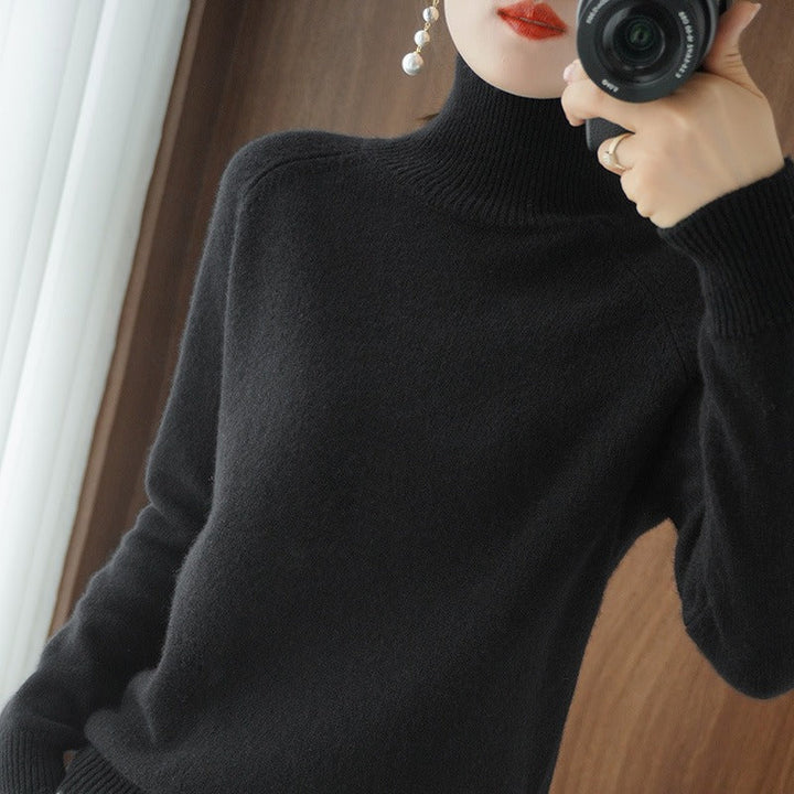 Versatile women's turtleneck sweater, a classic long-sleeve pullover for easy layering & smart casual outfits.