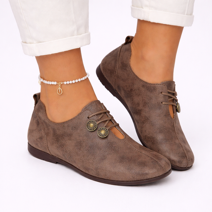 Chic women's cushioned ankle boots, versatile loafer style. Lightweight & comfortable for autumn/winter casual outfits.