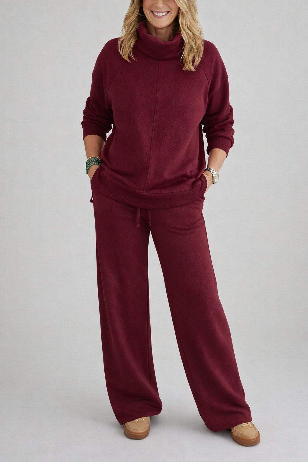 Stylish women's matching top and bottom set, soft and elegant for a relaxed, fashionable look.