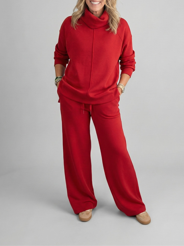 Fashionable women's everyday two-piece set, soft, elegant, and versatile for modern style.