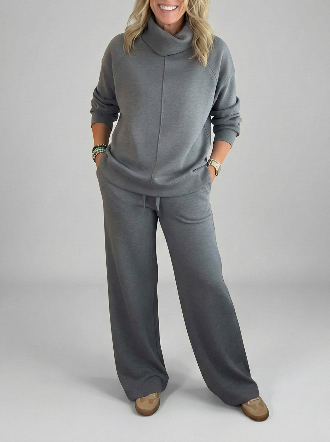 Women's elegant casual two-piece outfit. Soft, comfortable fabric perfect for daily wear.