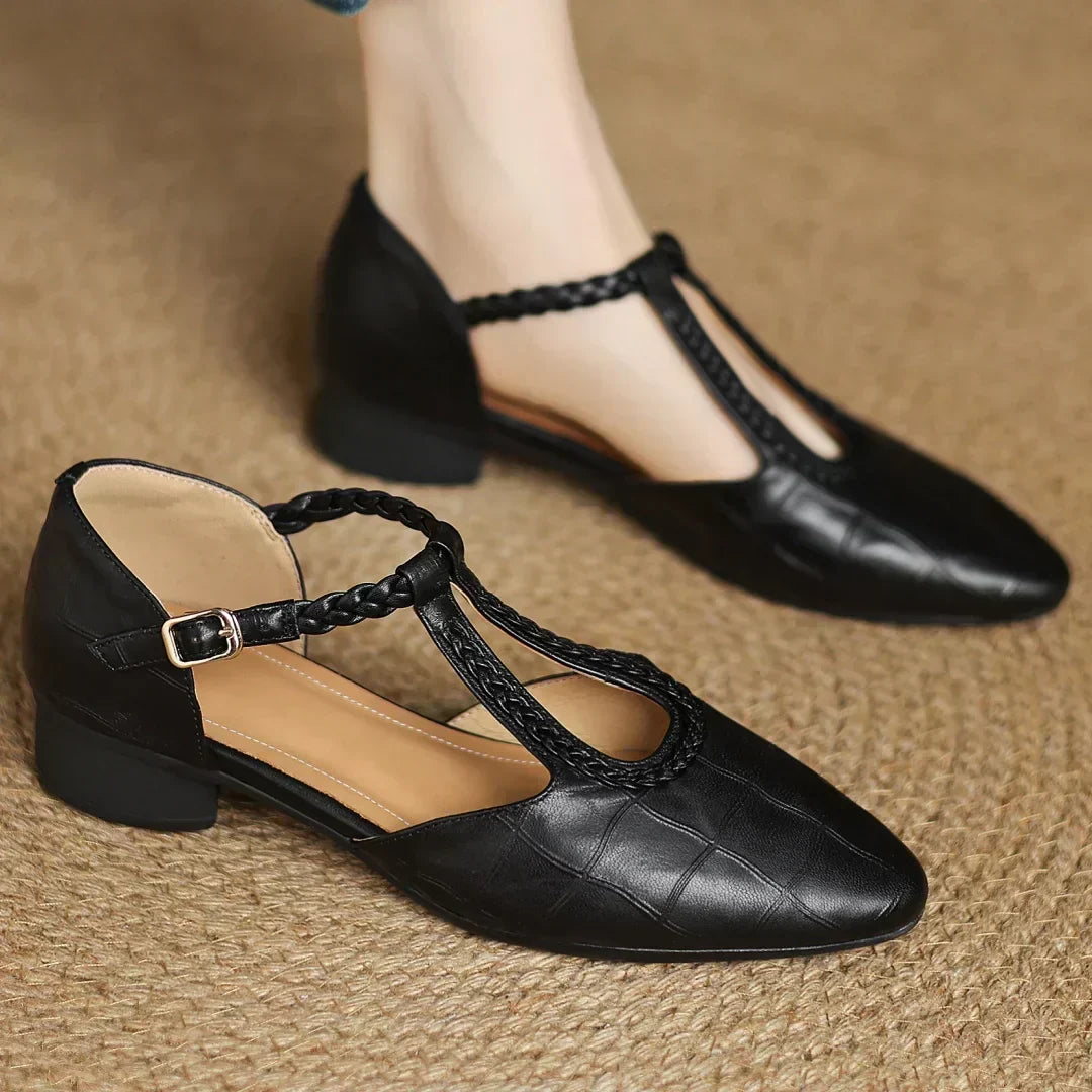 Women's T-strap Mary Janes, soft leather & low heel for casual, comfortable vintage style.