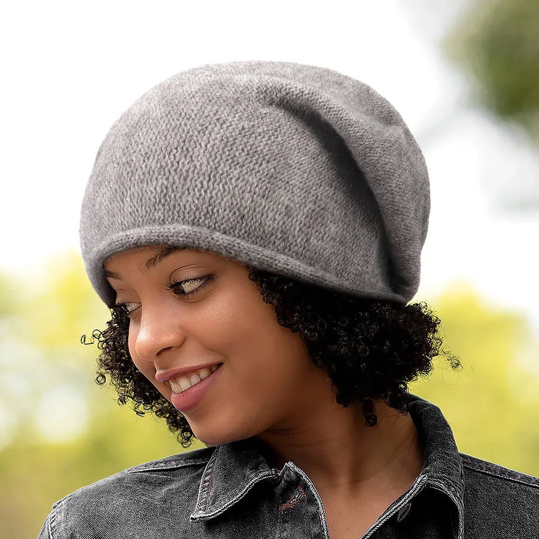 Soft knit women's slouchy beanie, ideal for fall & winter warmth. A stylish and comfortable hat.