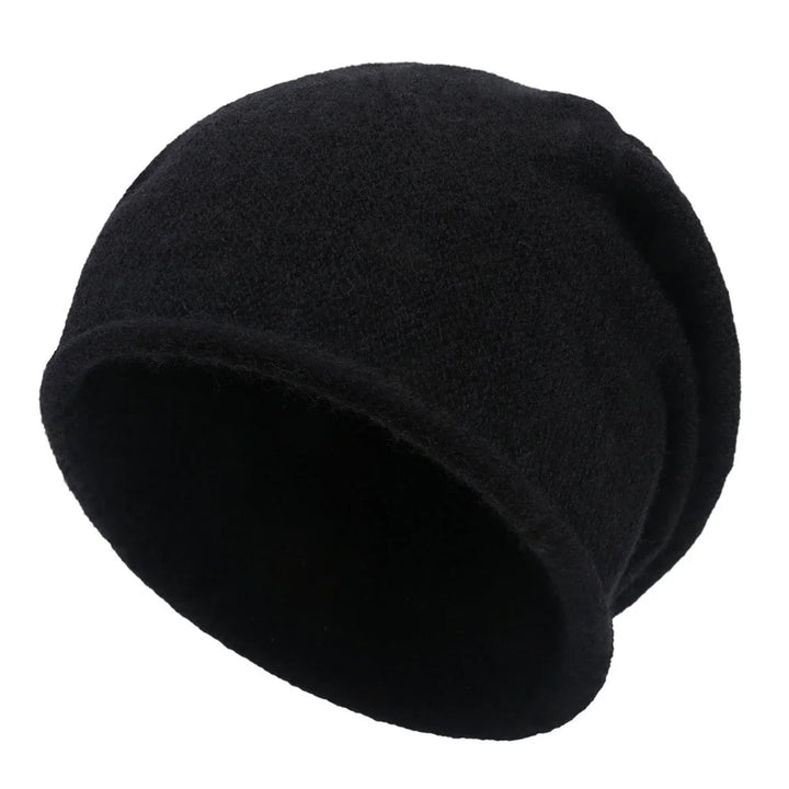 Fashionable women's slouchy beanie hat for a relaxed, casual style. Soft and cozy everyday accessory.