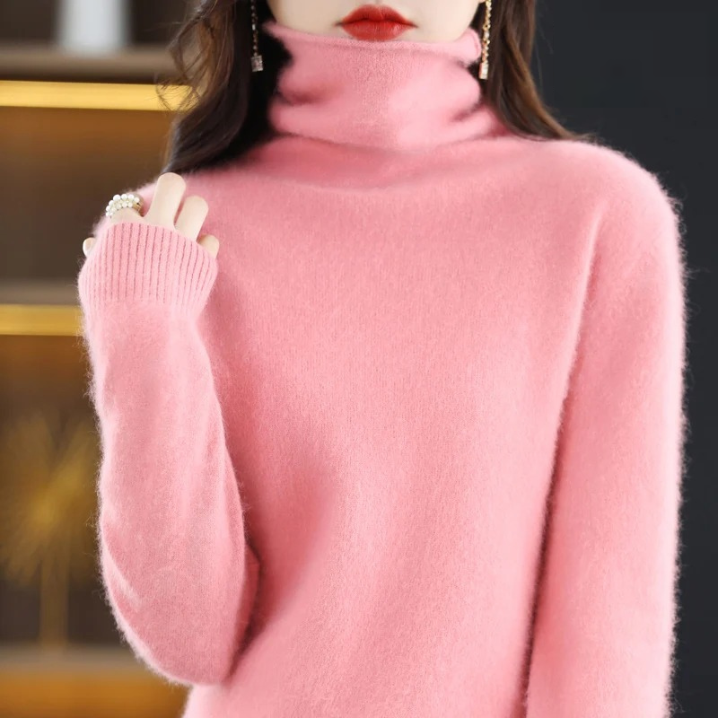 Luxurious women's soft turtleneck, a comfortable and elegant choice for winter fashion.