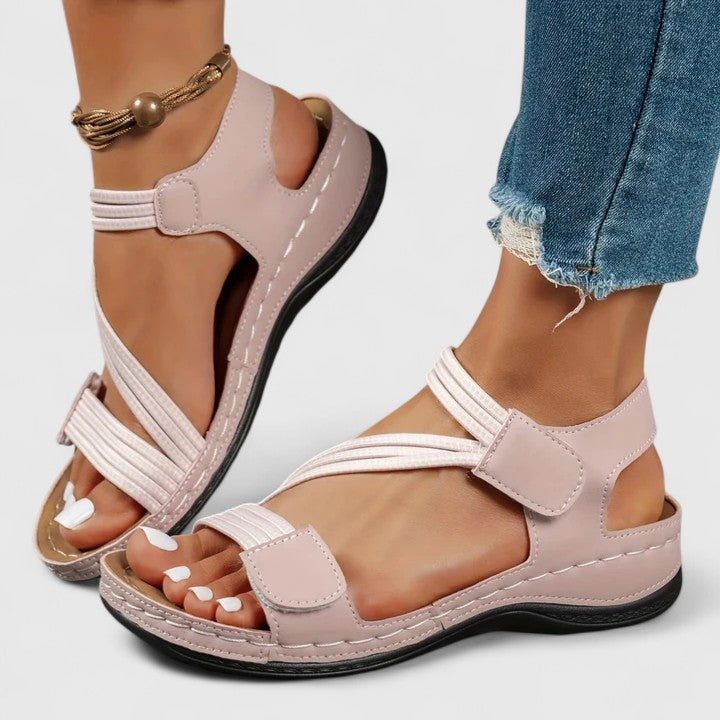 Stylish women's comfort sandals, perfect for summer and daily walking.