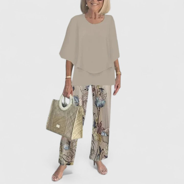 Women's sophisticated loose two-piece outfit set, perfect for elegant casual wear.