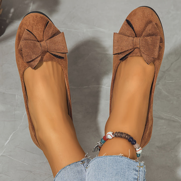 Elegant women's walking shoes, offering all-day comfort, foot support & sophisticated ladies fashion.