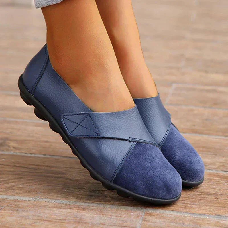 Casual women's paneled slip-on shoes, offering comfort and style for daily walking.