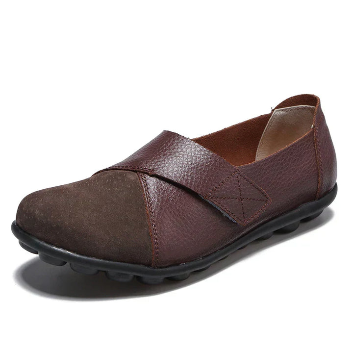 Women's casual comfort slip-on shoes, ideal for versatile everyday activities.