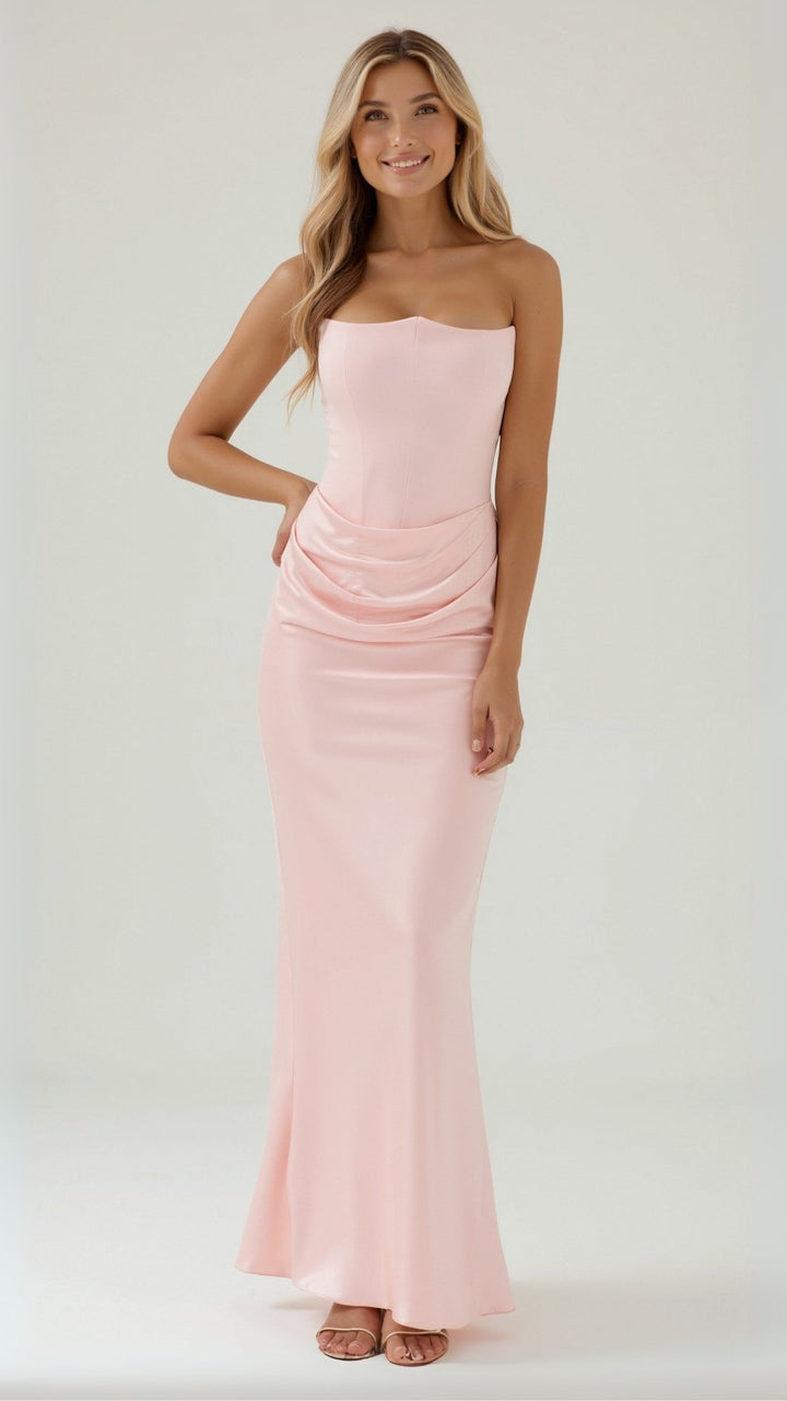 Modern strapless bodycon maxi dress for women, a sleek design for evening wear, making an elegant fashion statement.