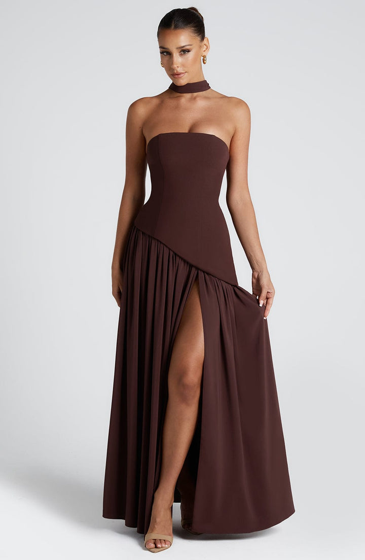 Sophisticated party maxi dress, strapless design with a high slit for allure