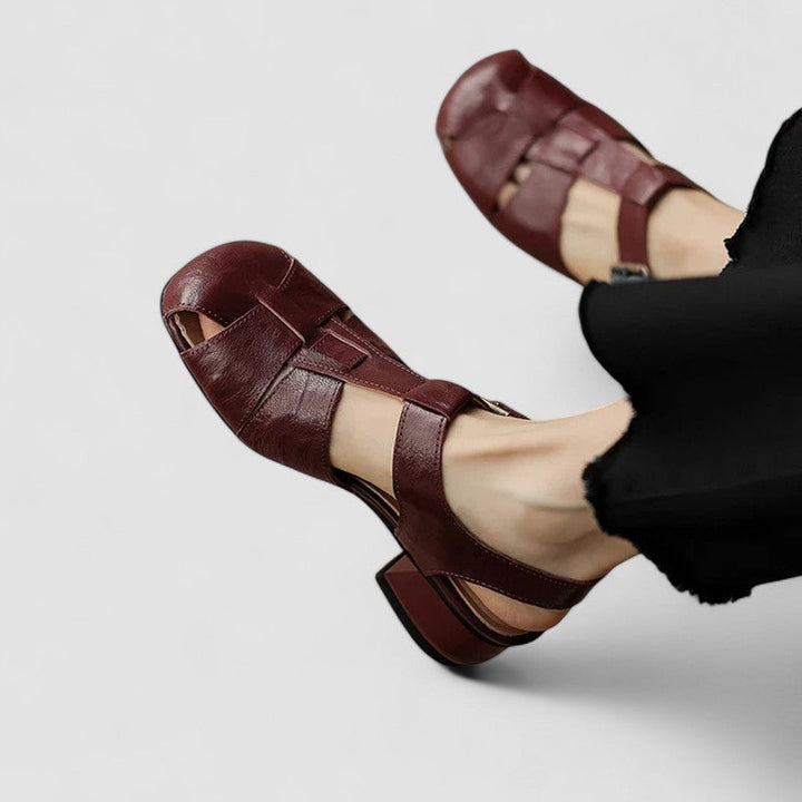 Chic multi-strap closed-toe sandals for women, adjustable buckle ensures a secure and comfortable fit, day to night.