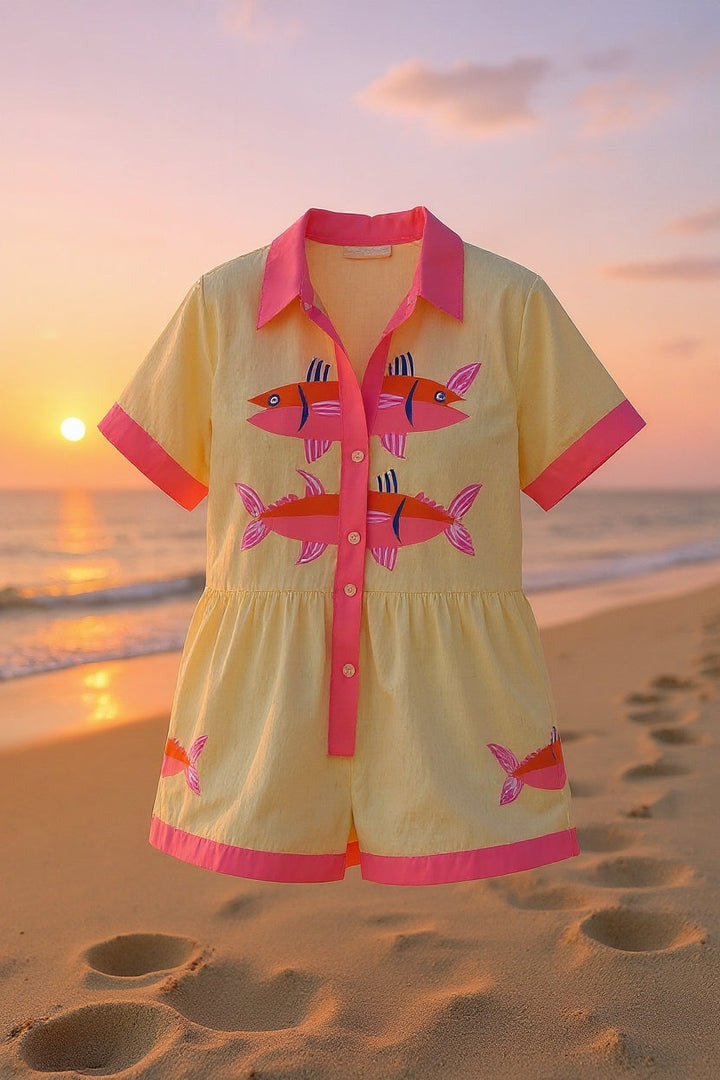 Versatile women's two-piece summer set. Stylish shorts outfit for casual outings or relaxed vacation wear.