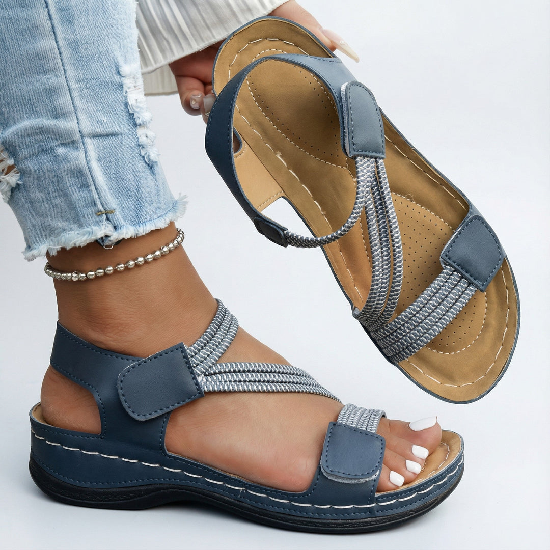 Women's stylish orthopedic sandals for arch support, perfect for casual summer wear & travel.