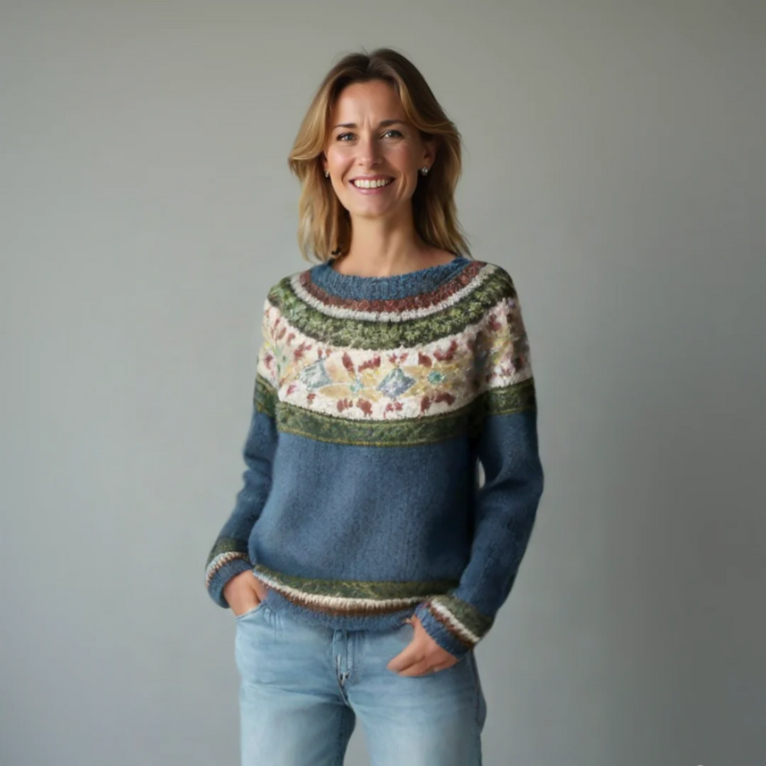 Must-have patterned women's sweater, a cozy long-sleeve jumper with a wide neckline for winter essential wear.