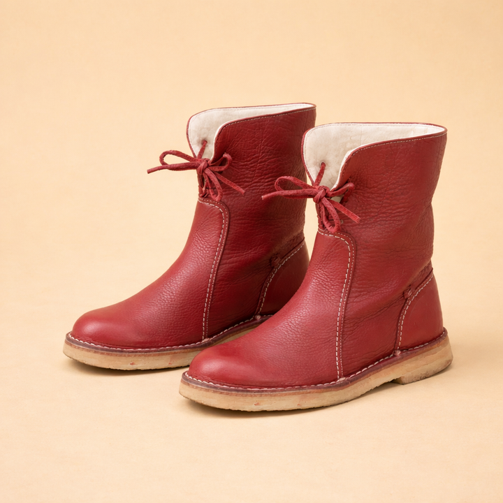 Stylish women's snow boots; short design offers warmth & comfort for casual winter everyday wear.